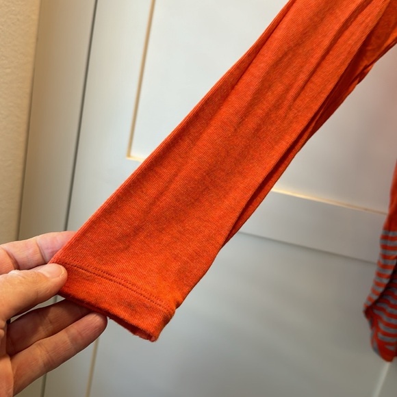 Cabi Shirt Women’s Orange With Gray Stripes Small S Long Sleeve Hang Out  Top - Picture 4 of 9